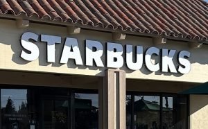 Smart Low Calorie Starbucks Drink Options (That Don't Suck)